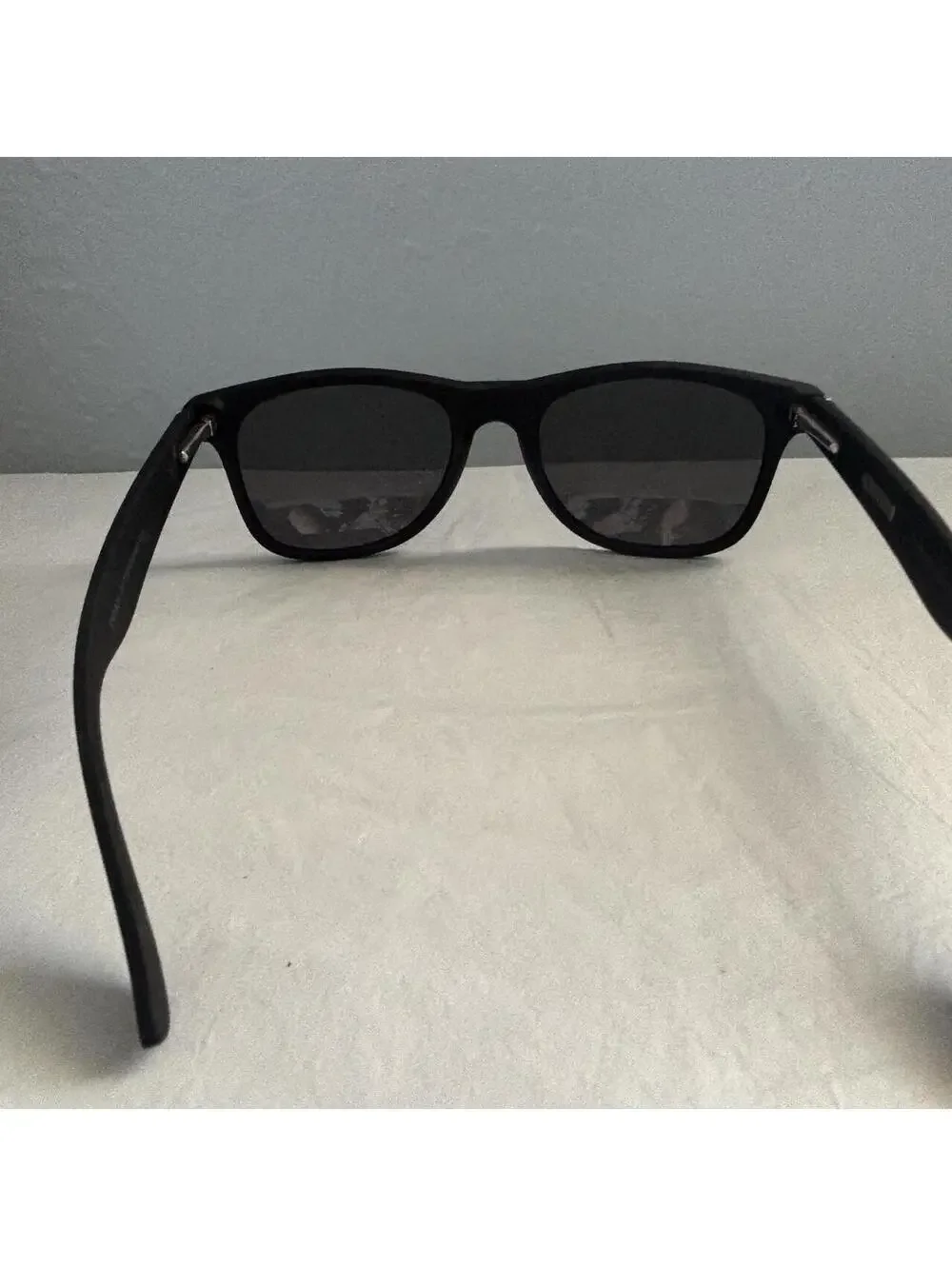 Foster Grant Men's Black Sunglass